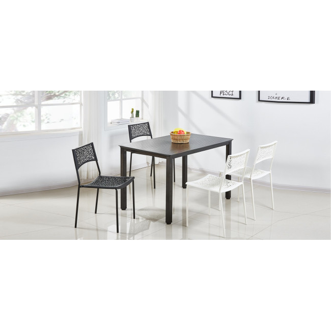 Table à manger noire  Siene - Prix Bas !