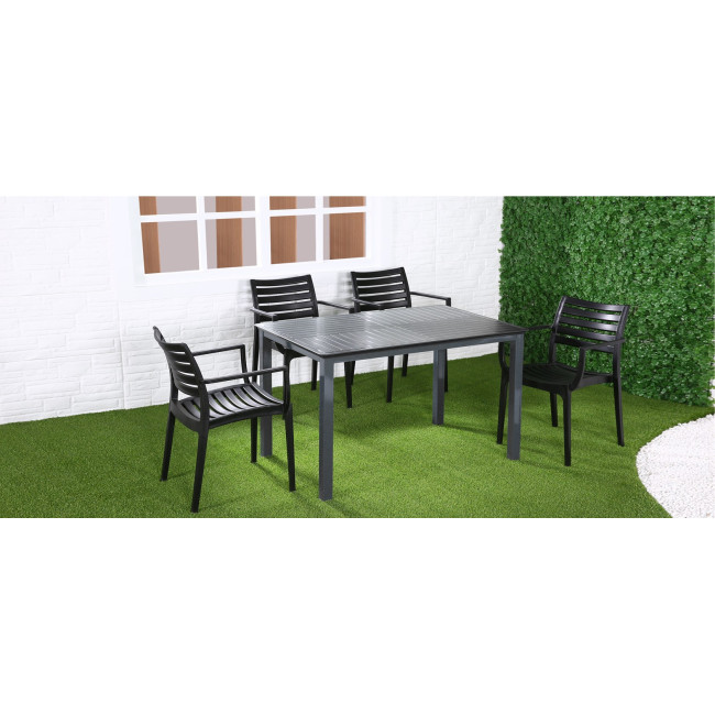 Table à manger noire  Siene - Prix Bas !