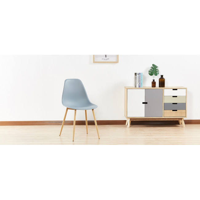 chaise scandinave avec pieds obliques - Ela