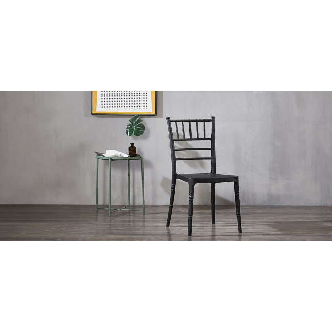 Chaise baroque en plastique Napoléon - Offre à saisir