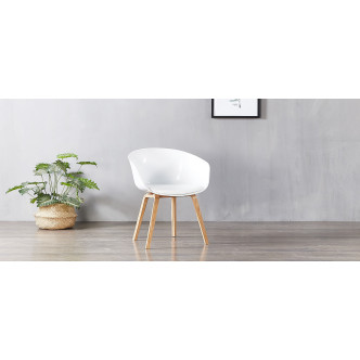 Lot de 4 chaises scandinaves blanches avec finition laquée Vali - Prix Discount